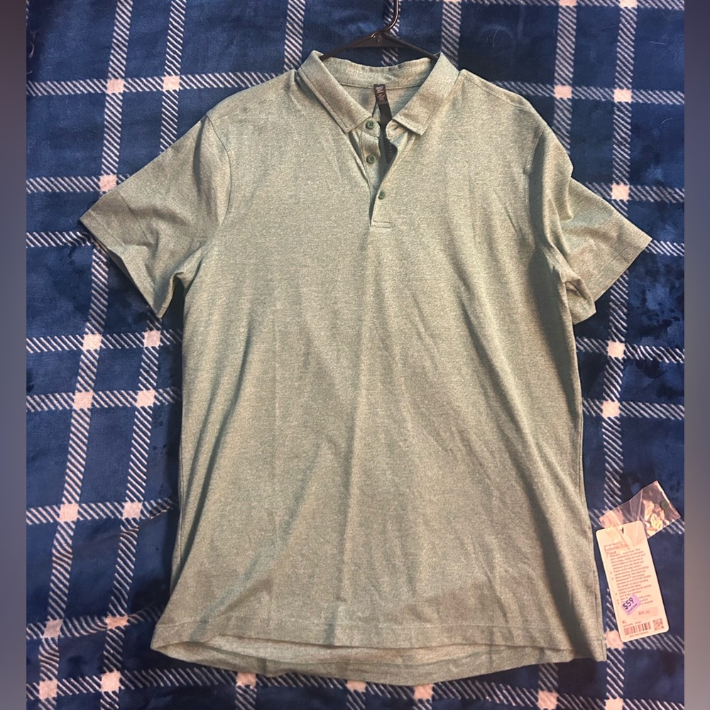 Men’s Lululemon golf shirt XL. New with tag